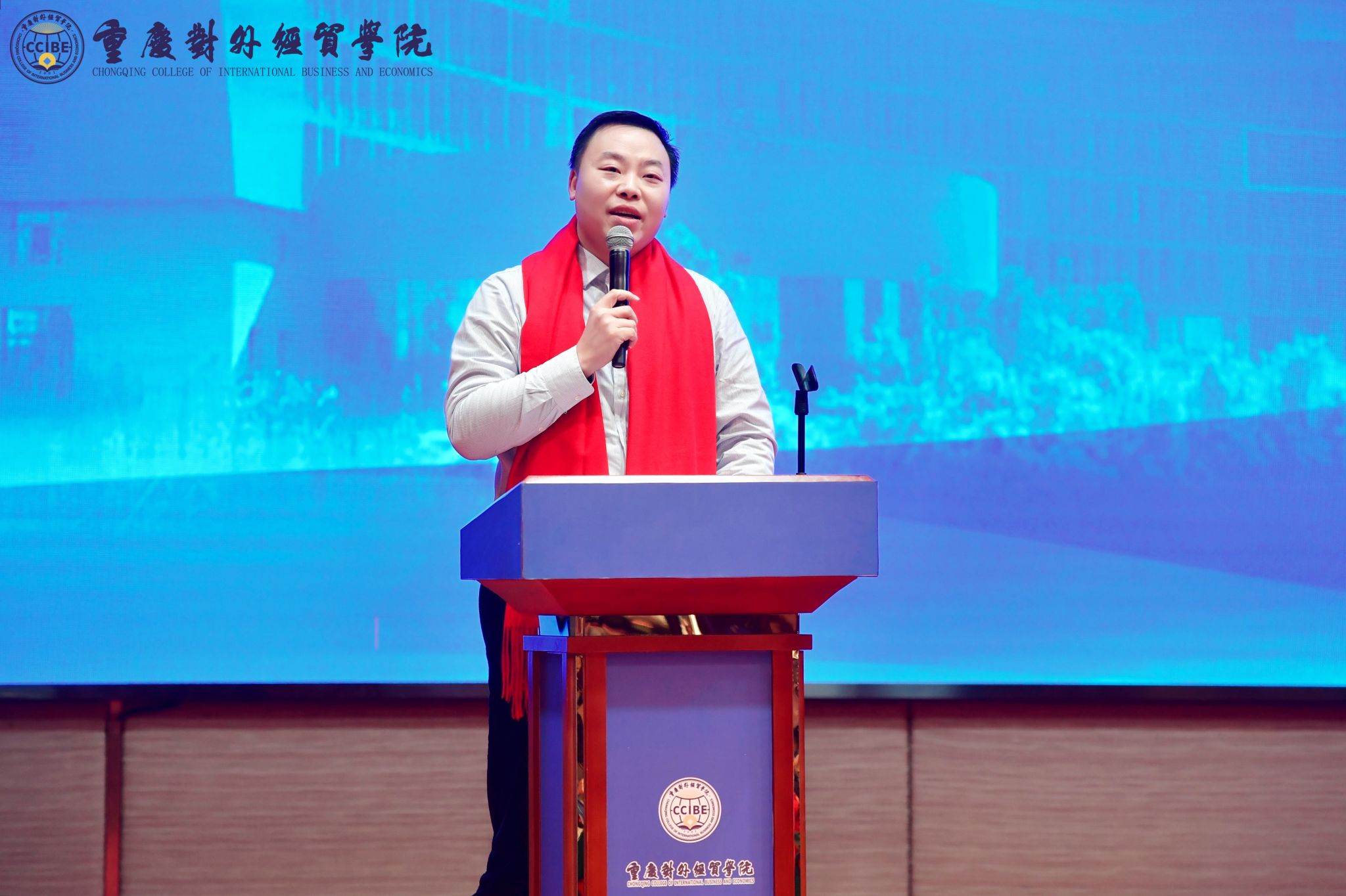 校友会筹委会主任李明海