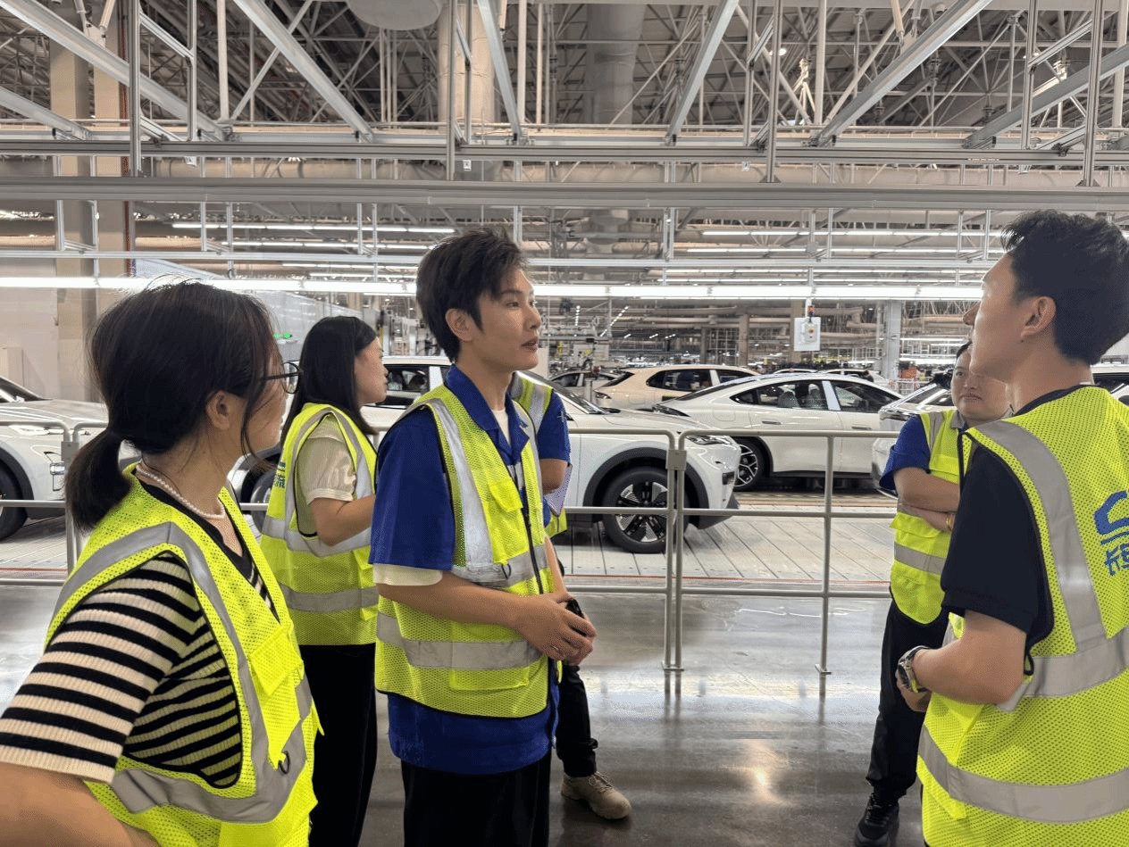 细致讲解企业当下空缺岗位的具体工作内
